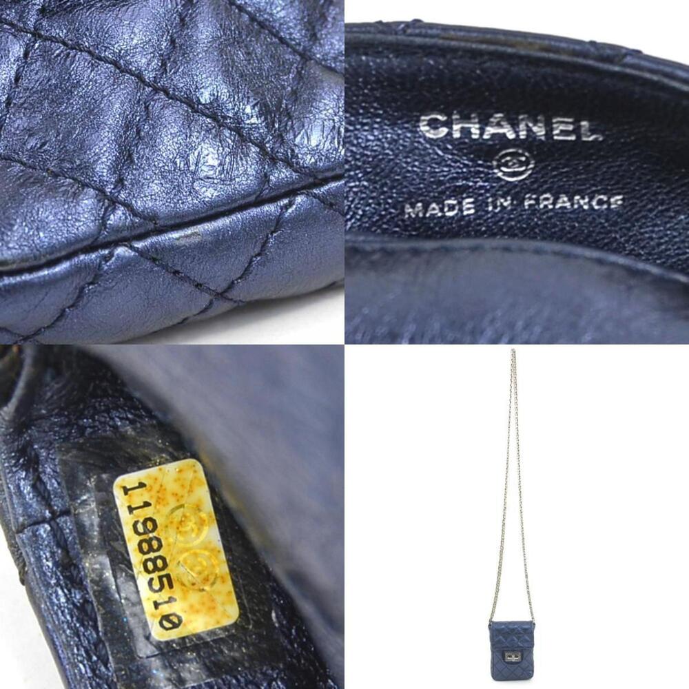 CHANEL Blue Leather Shoulder Bag - Picture 4 of 5